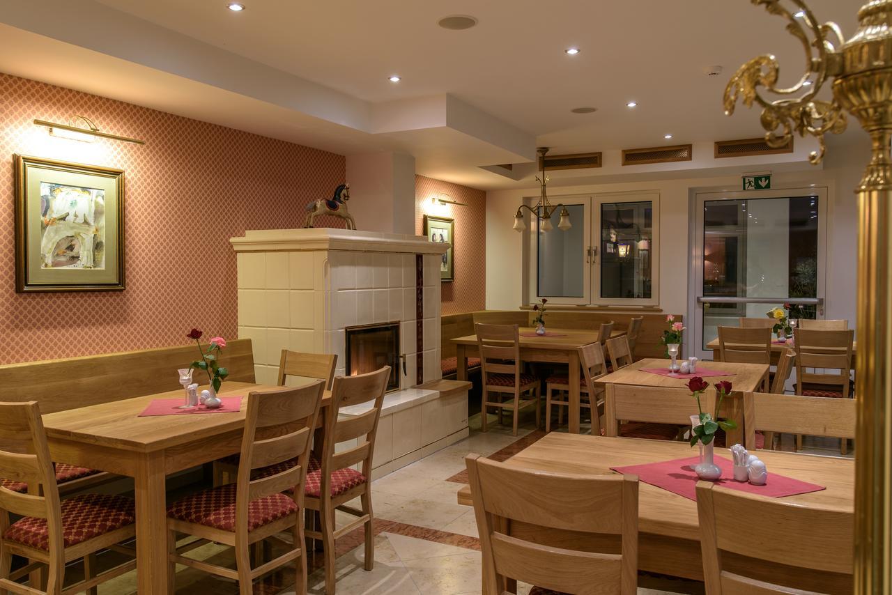 Hotel Zachs Санкт Маргаретен им Бургенланд Екстериор снимка