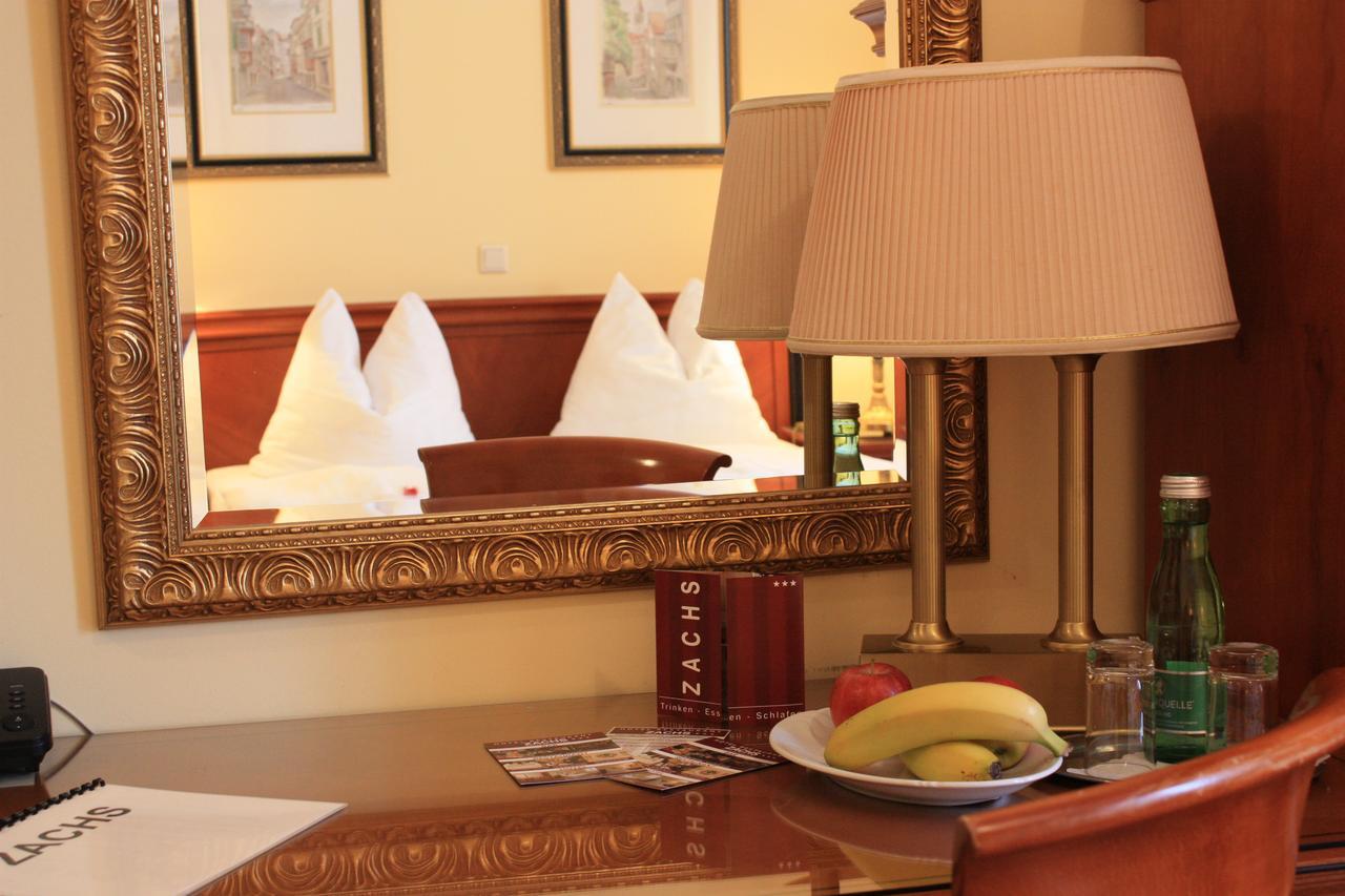Hotel Zachs Санкт Маргаретен им Бургенланд Екстериор снимка